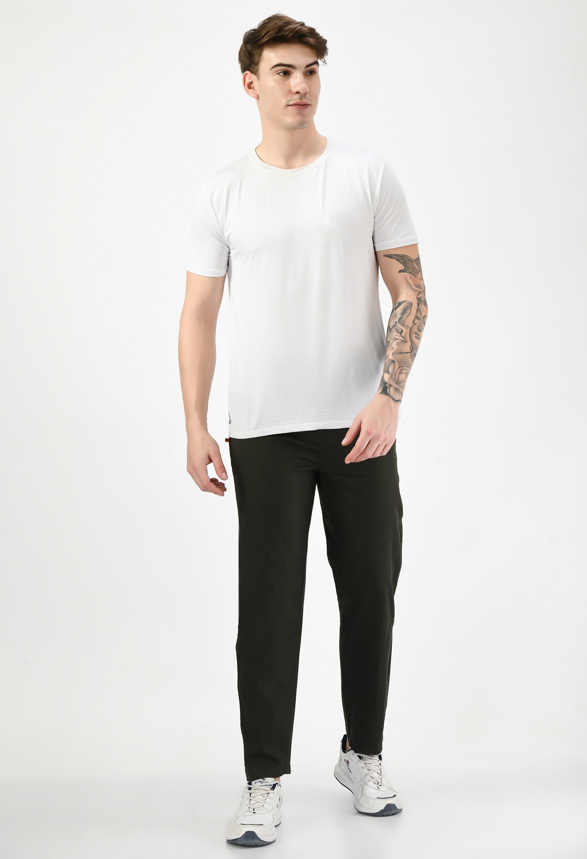 Men's Black Plain Relaxed Fit Casual Trouser