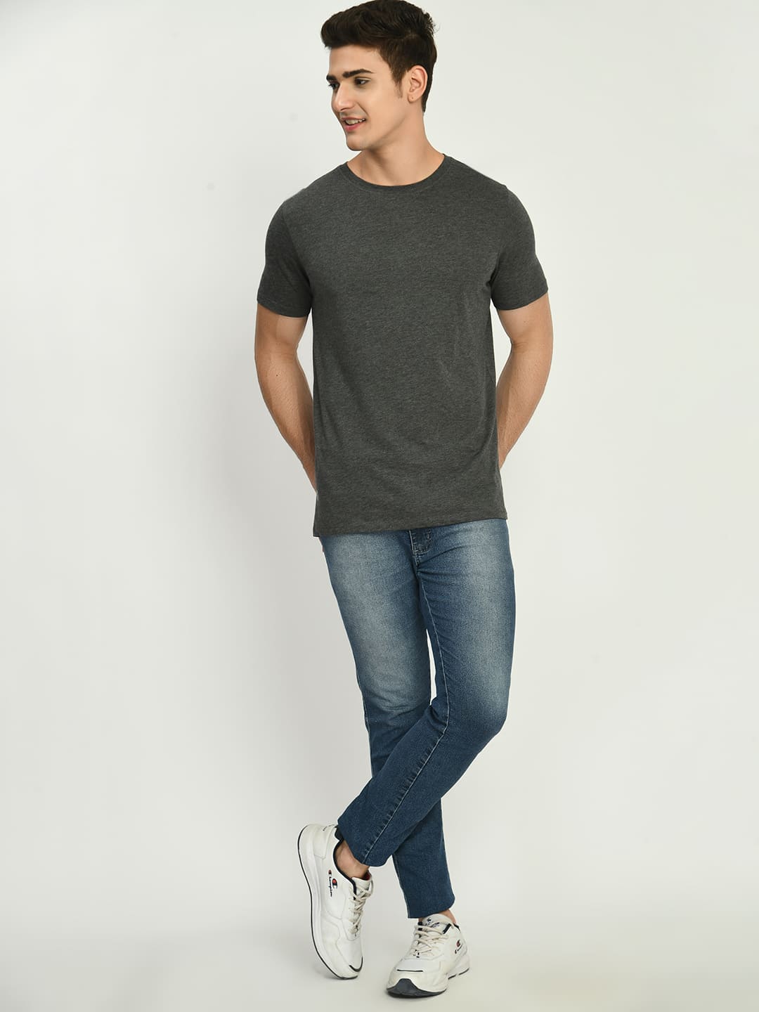 Men's Gray Black Solid Round Neck T-Shirt