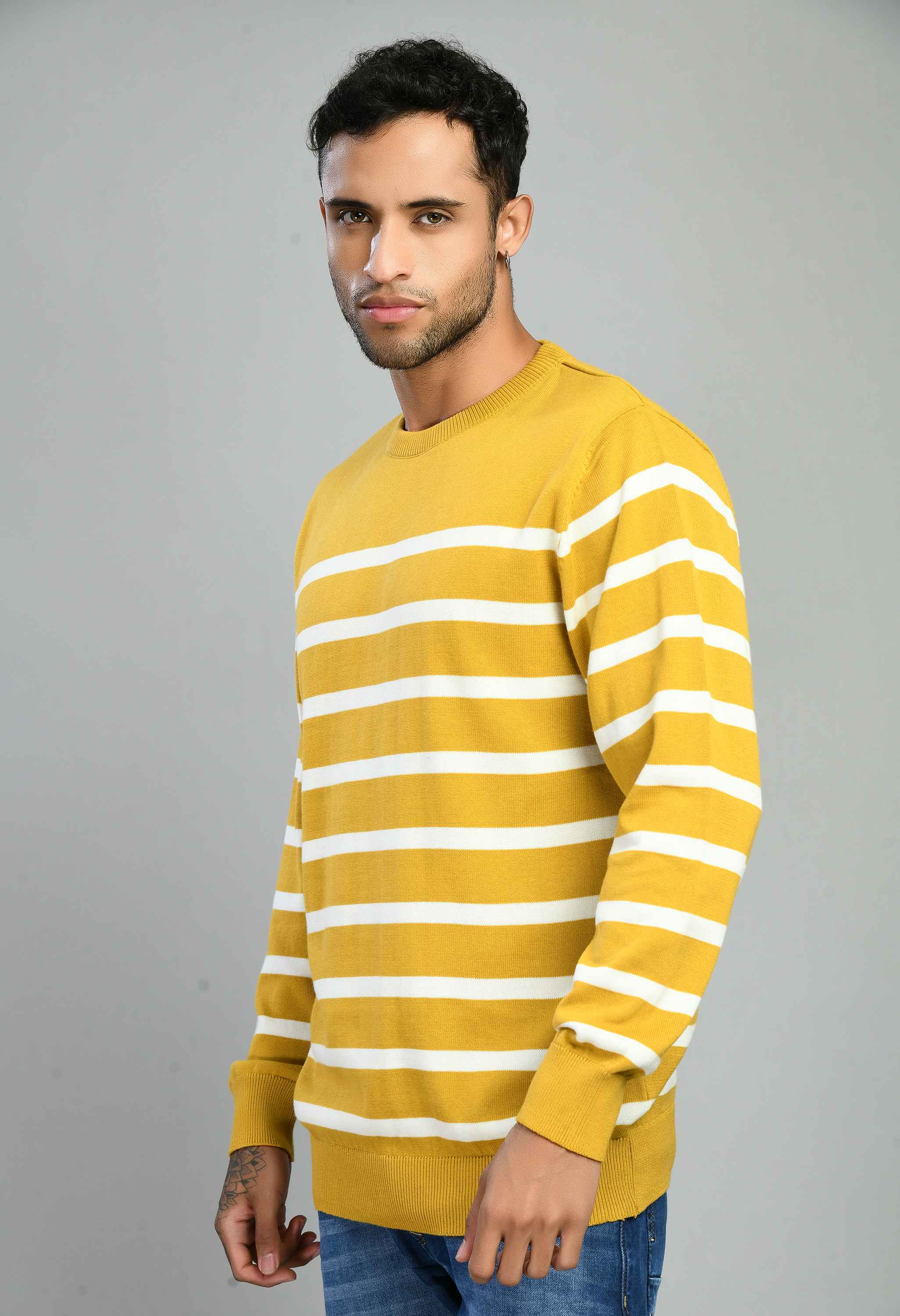 Yellow White Sweater - SQUIREHOOD
