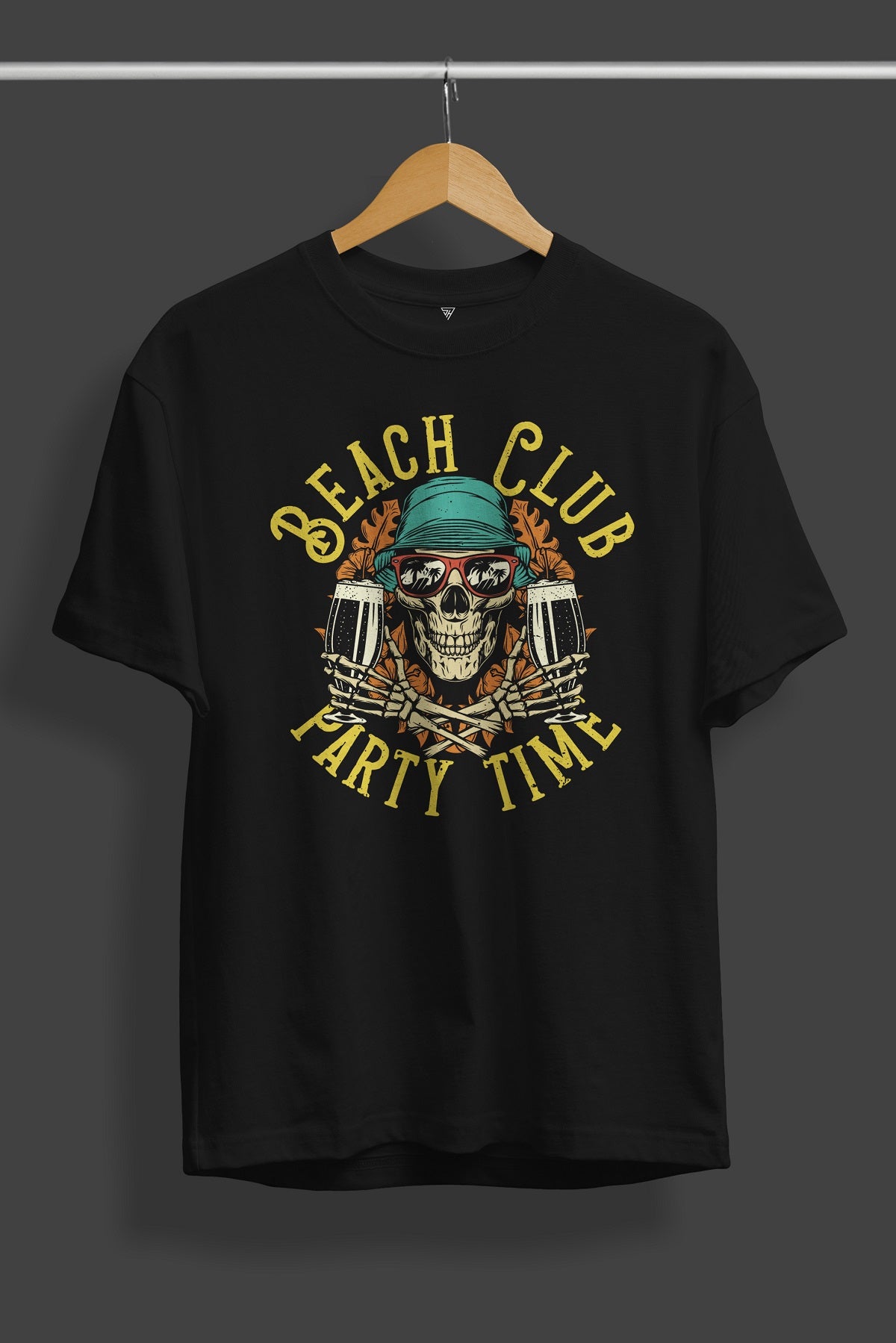 Beach Club Party Time Graphic T-Shirt - SQUIREHOOD