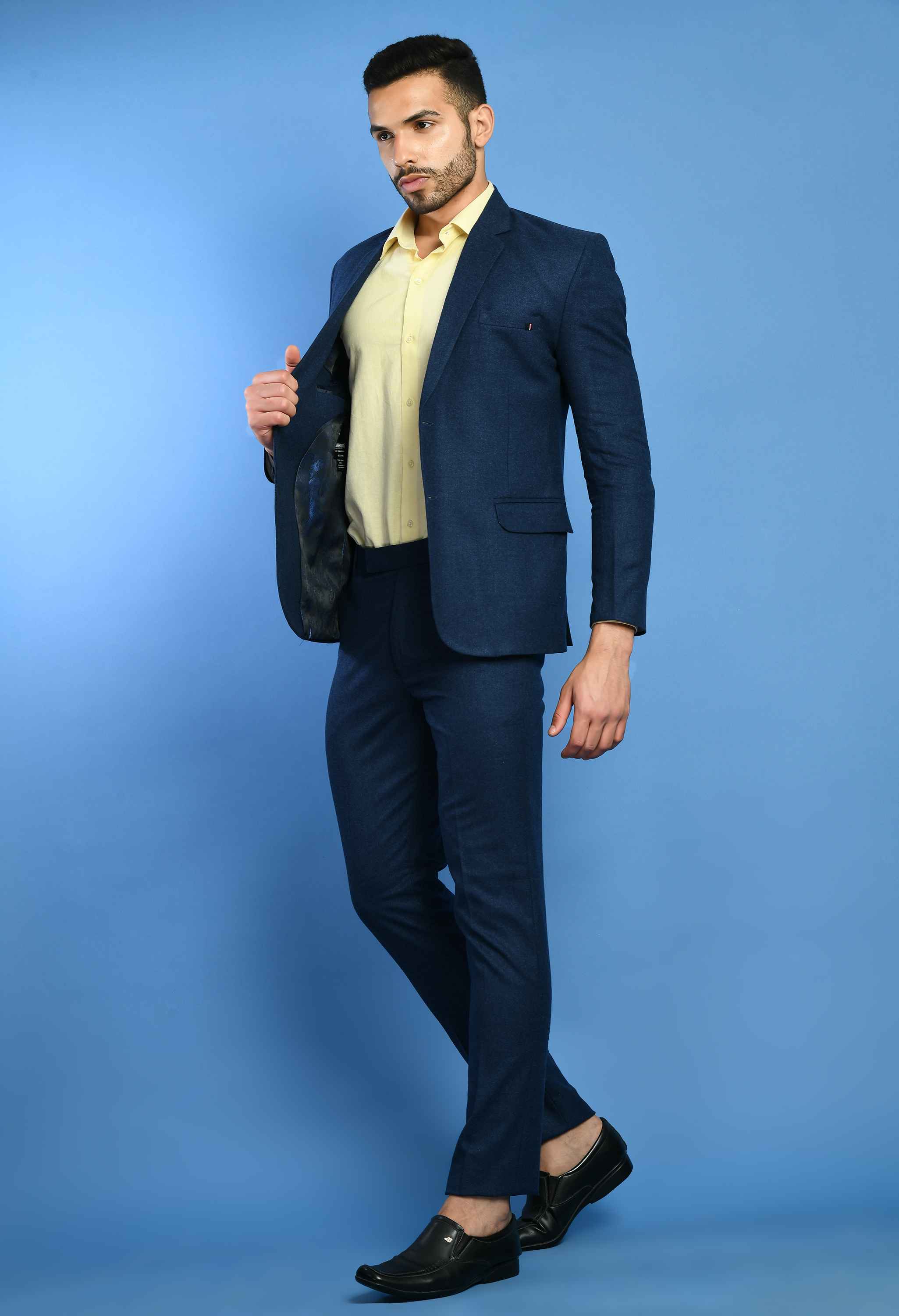 Men's Charming Navy Blue Suit Set