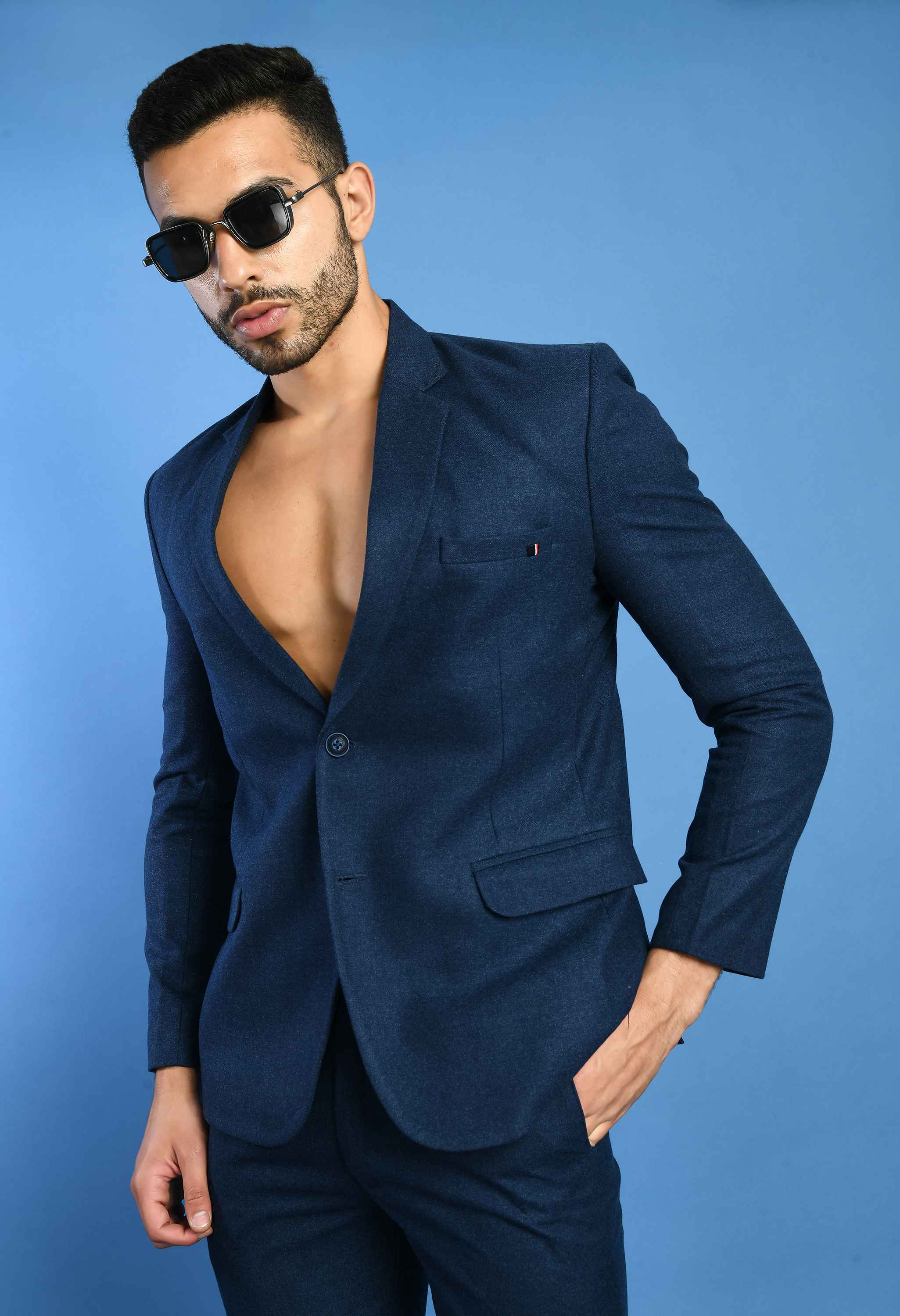 Men's Charming Navy Blue Suit Set - SQUIREHOOD
