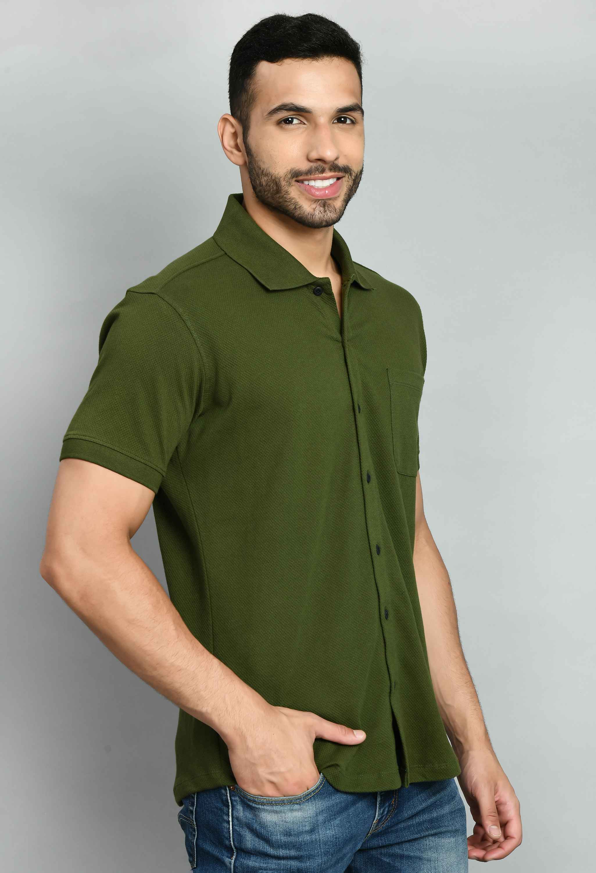 Men's Olive Smart Fit Solid Shirt