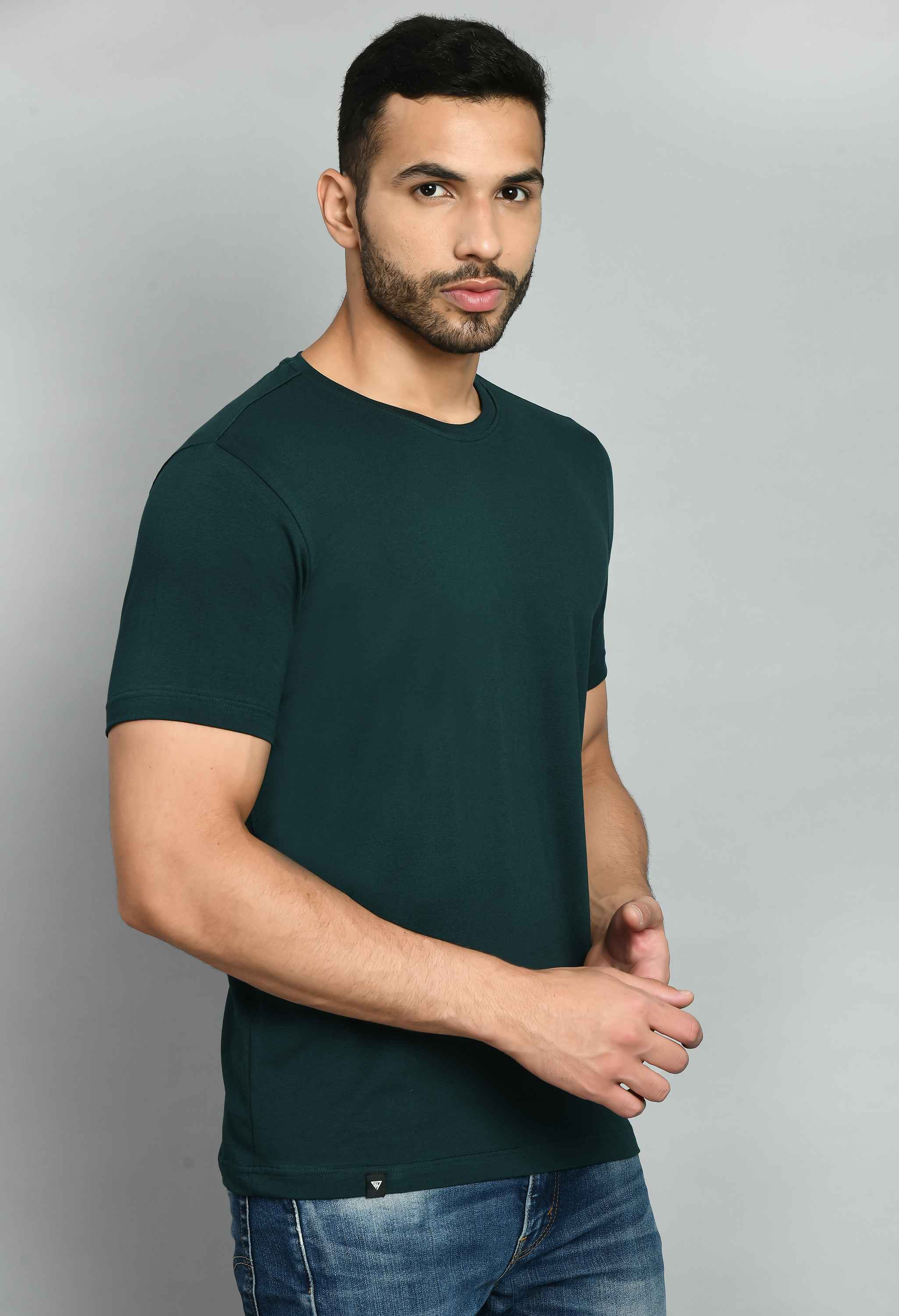 Men's Solid Green Smart Fit T-Shirt