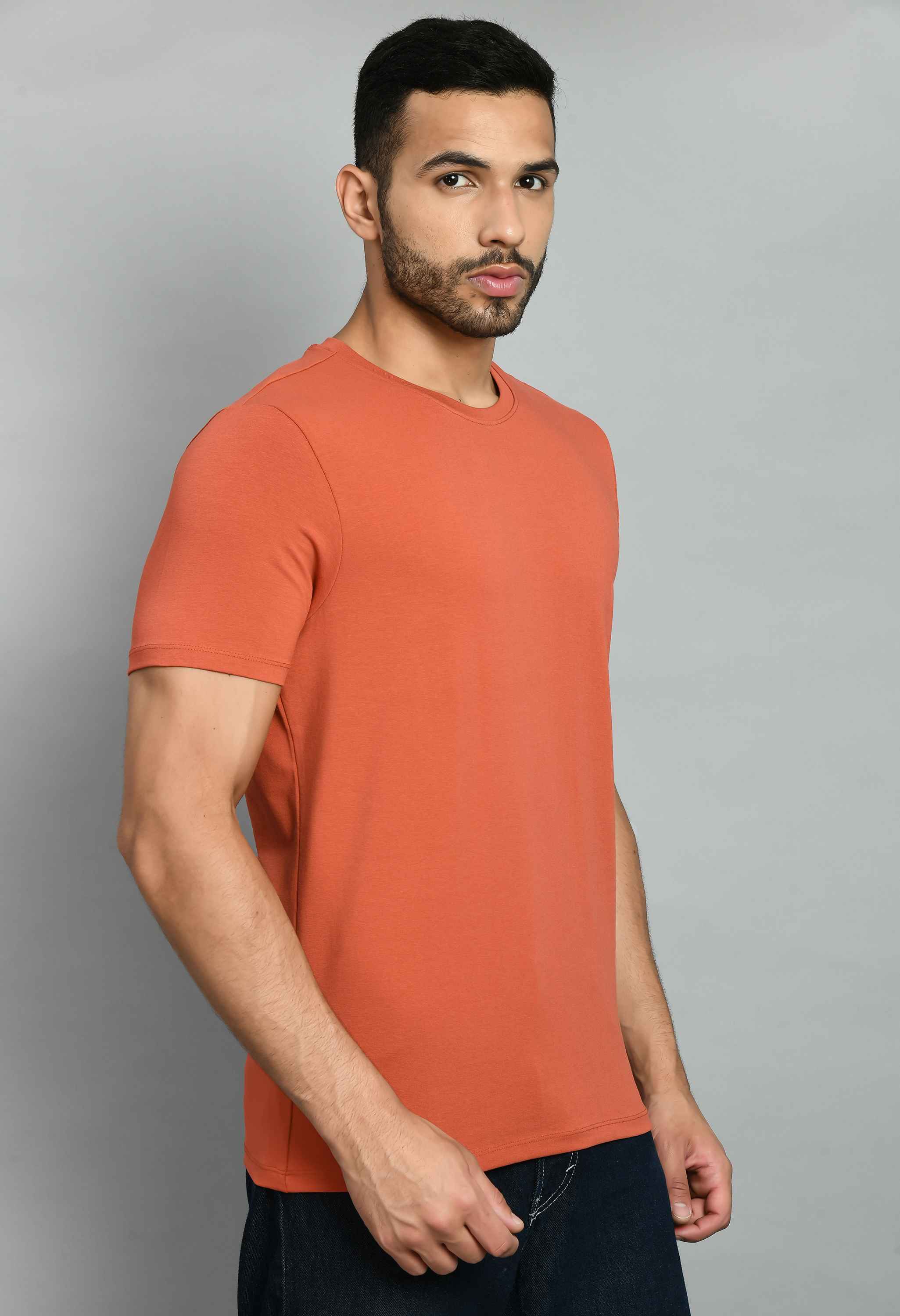 Men's Solid Rust Lycra Round Neck T-Shirt