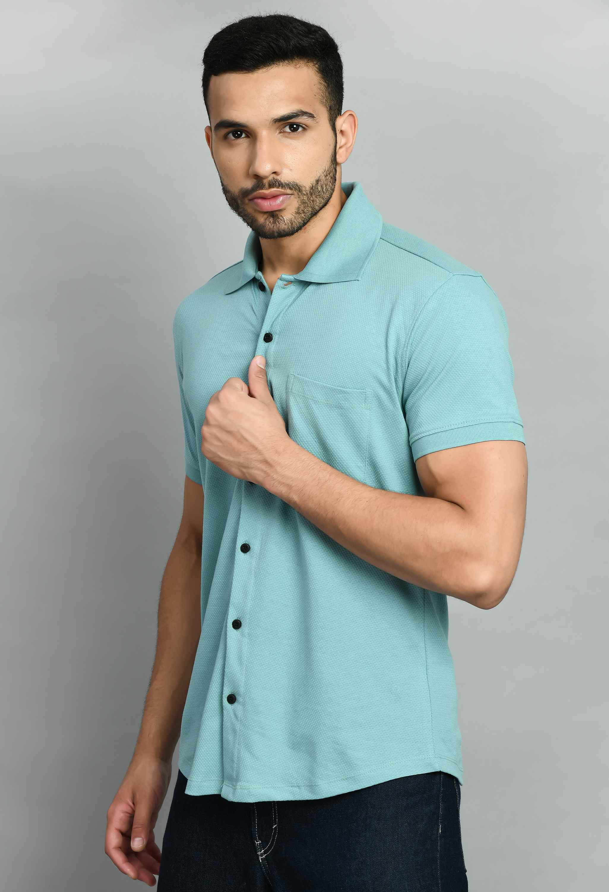 Solid Knitted Smart Fit Men's Shirt - SQUIREHOOD