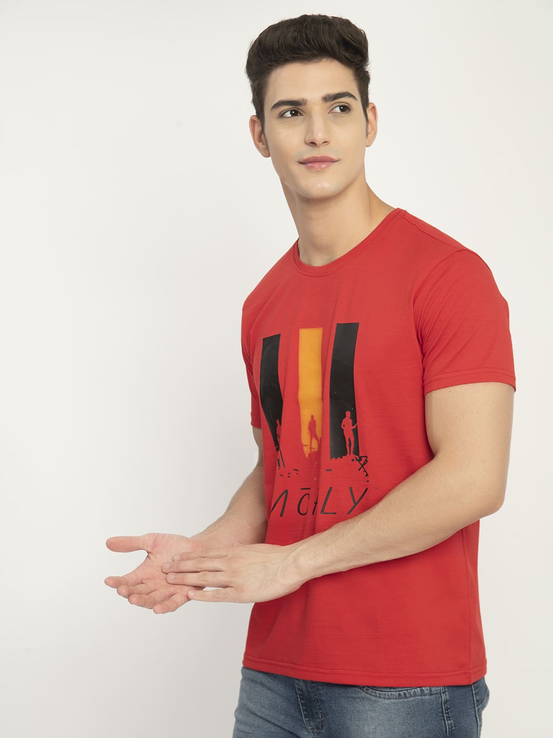 Men’s Printed Round Regular Fit T-Shirt - Red - SQUIREHOOD