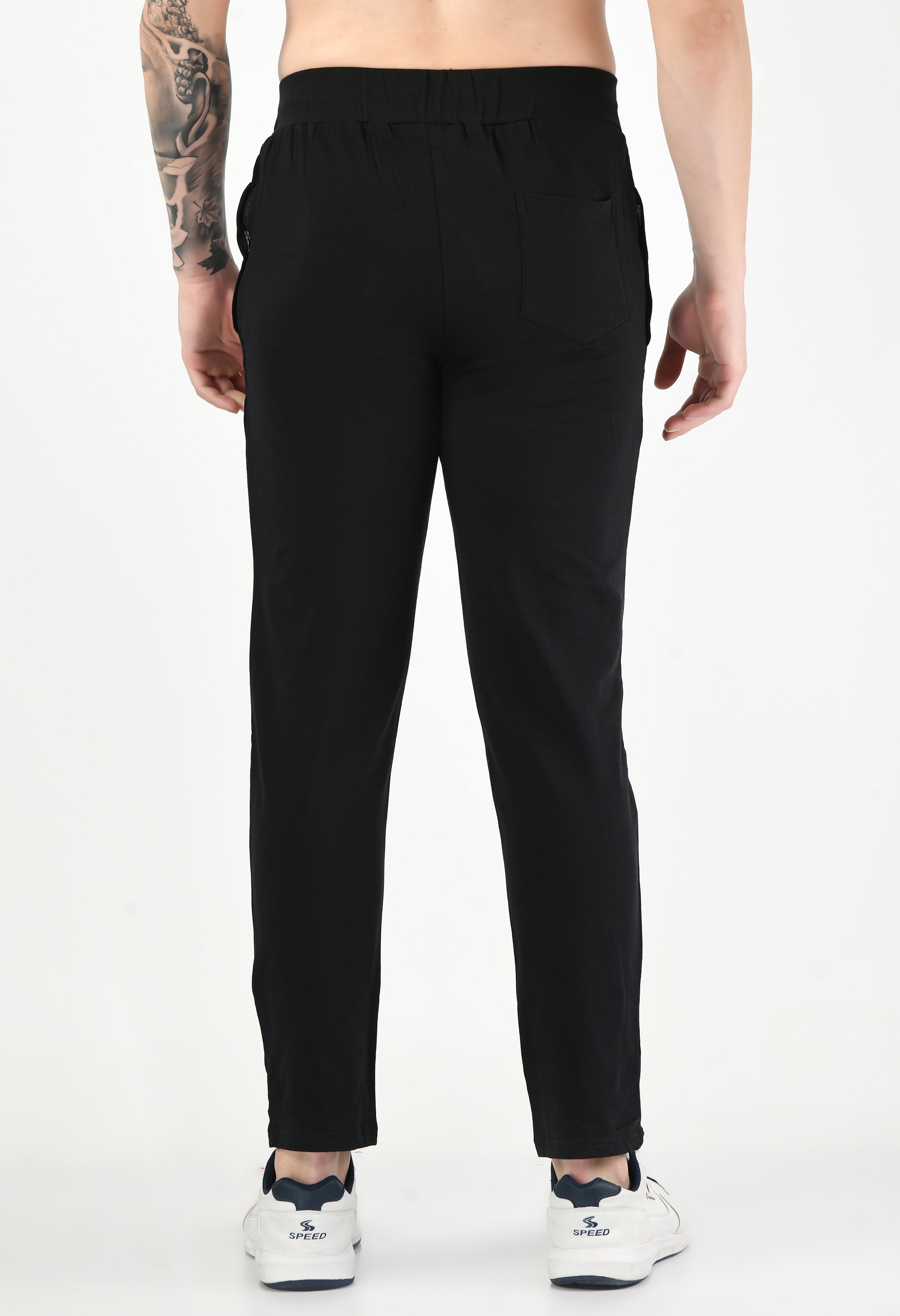 Black Solid Relaxed Fit Casual Trouser