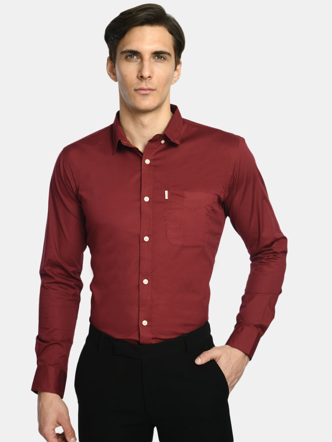 Men's Maroon Solid Regular Fit Casual Shirt