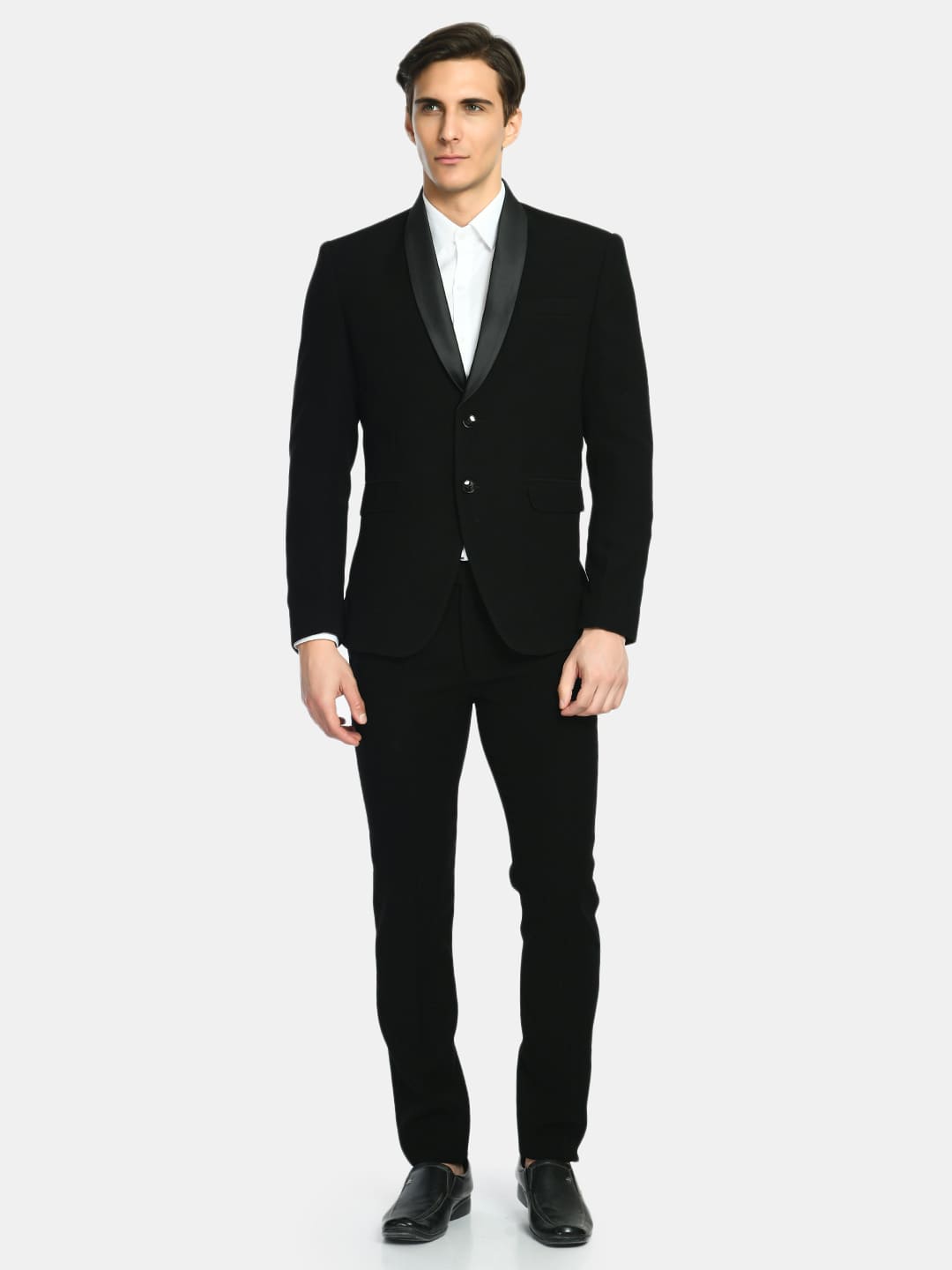 Flaunt in Bold, Black Tuxedo Suit