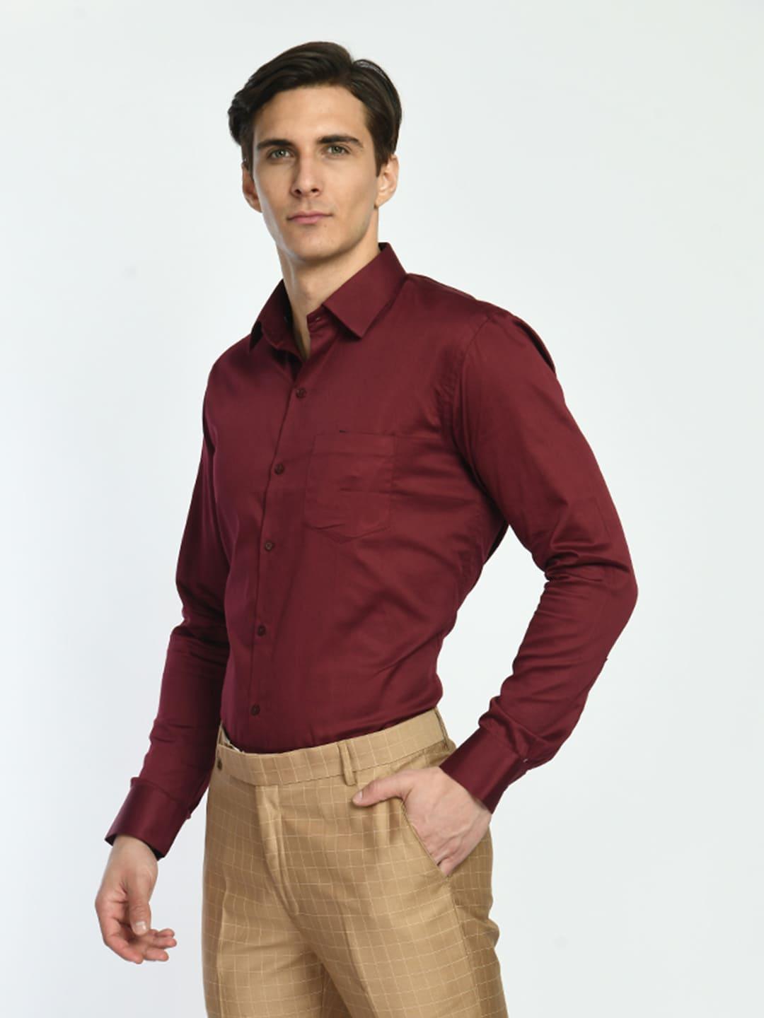Men's Maroon Solid Giza Cotton Spread Collar Shirt