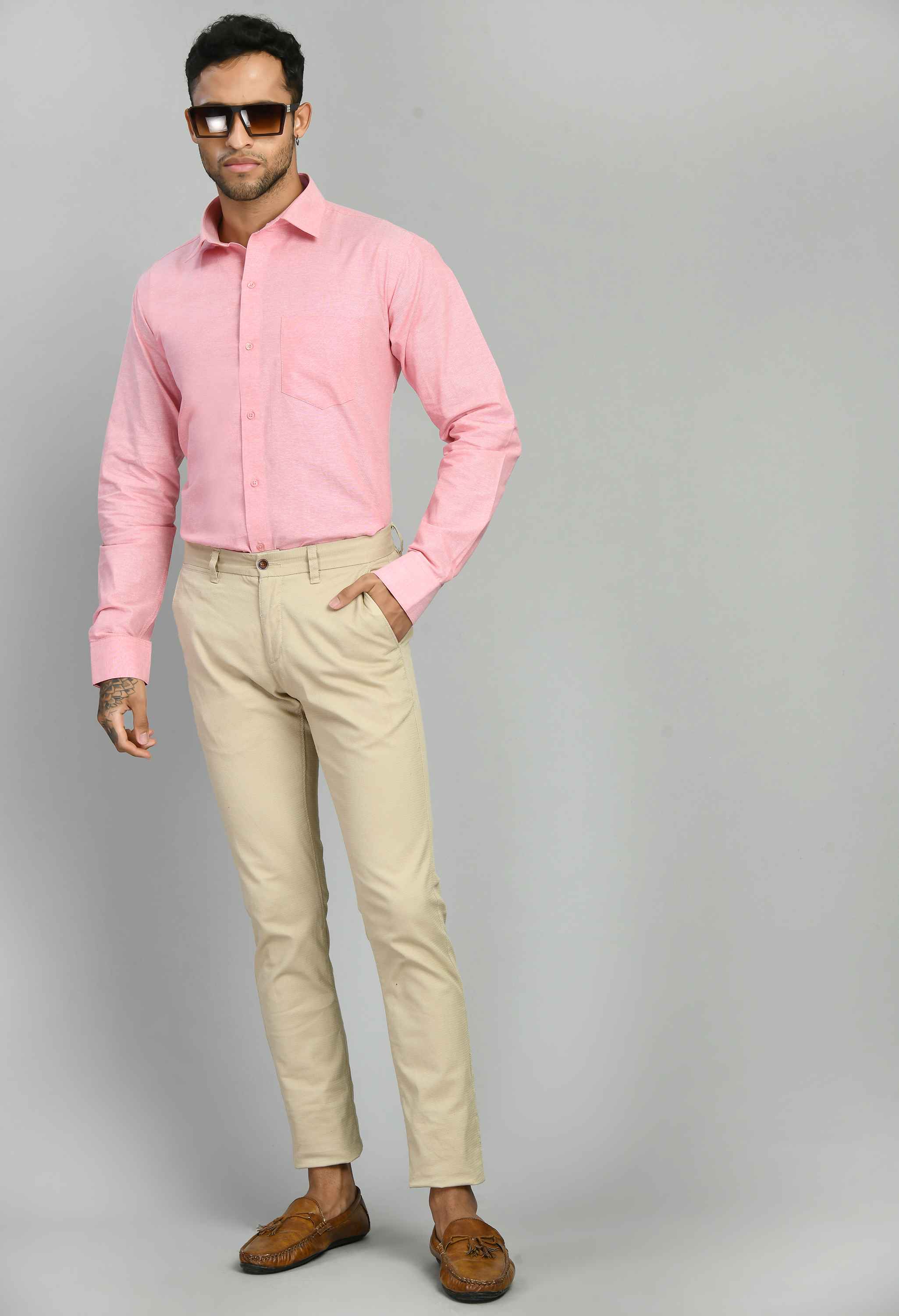Men's Peach Spread Collor Solid Formal Shirt